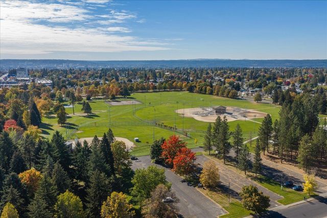 104 W FRANKLIN Ct, Spokane, WA 99205