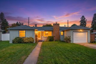 104 W FRANKLIN Ct, Spokane, WA 99205