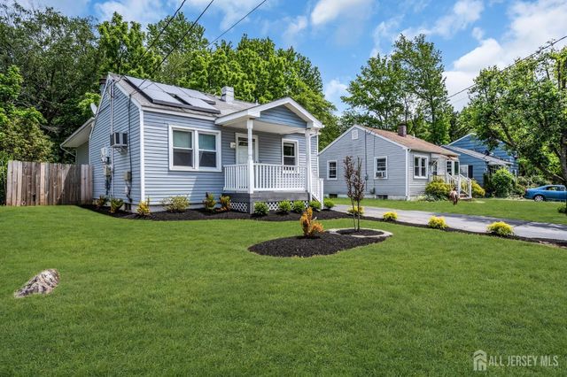 23 Old Forge Road, Helmetta, NJ 08828