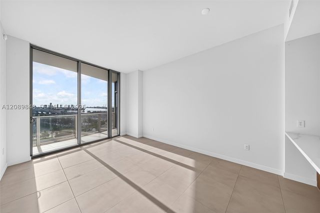 1400 Biscayne Blvd 705, Miami, FL 33132