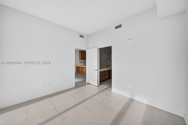 1400 Biscayne Blvd 705, Miami, FL 33132