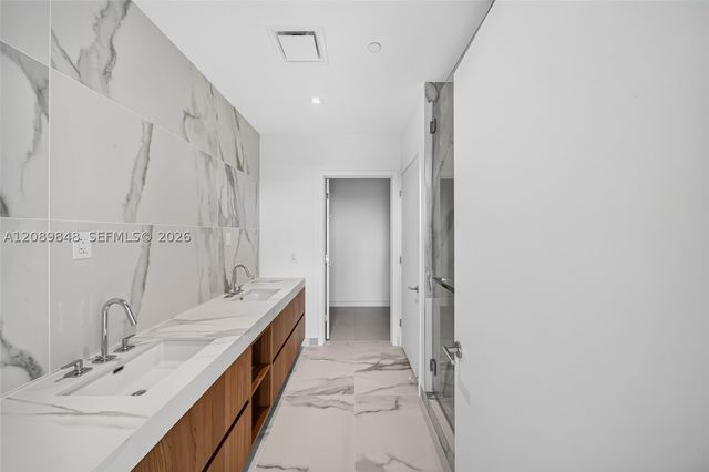 1400 Biscayne Blvd 705, Miami, FL 33132