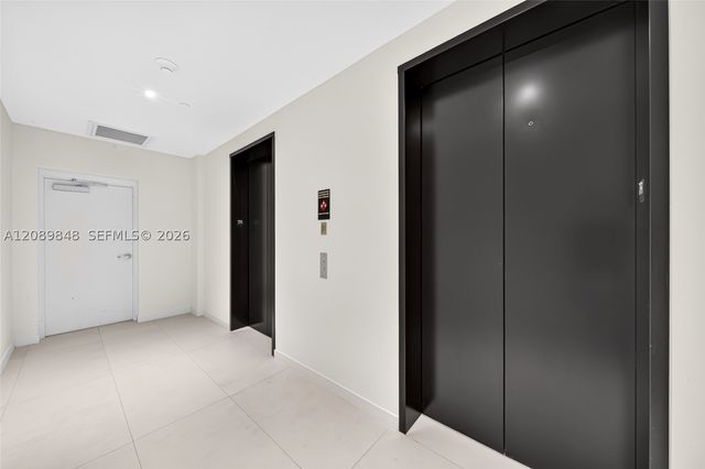 1400 Biscayne Blvd 705, Miami, FL 33132