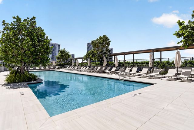 1400 Biscayne Blvd 705, Miami, FL 33132