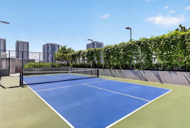 1400 Biscayne Blvd 705, Miami, FL 33132