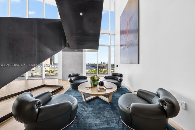 1400 Biscayne Blvd 705, Miami, FL 33132