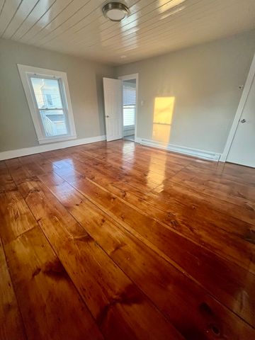 10 Ames Pl 2, Marlborough, MA 01752
