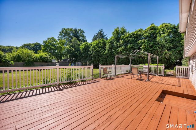 54 Manor Lane, South Windsor, CT 06074