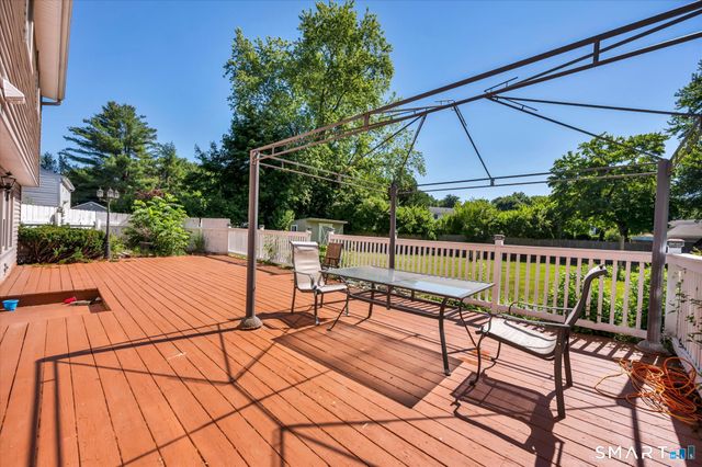 54 Manor Lane, South Windsor, CT 06074