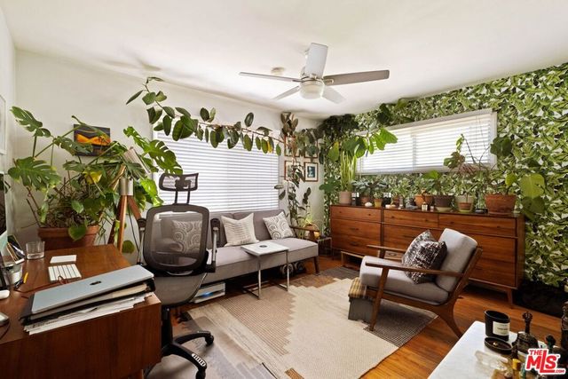 2132 Vine Street, Los Angeles, CA 90068