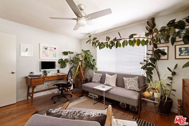2132 Vine Street, Los Angeles, CA 90068