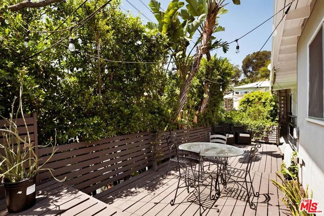 2132 Vine Street, Los Angeles, CA 90068