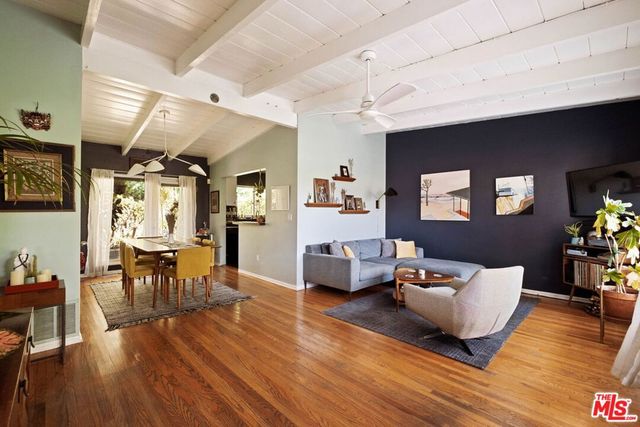 2132 Vine Street, Los Angeles, CA 90068