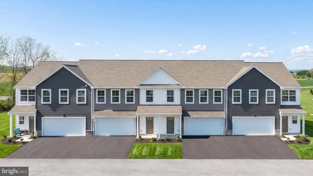 130 FOUNDRY LN, Lebanon, PA 17042