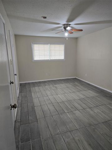 12706 Bexley Drive, Houston, TX 77099
