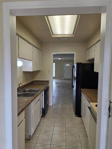 12706 Bexley Drive, Houston, TX 77099