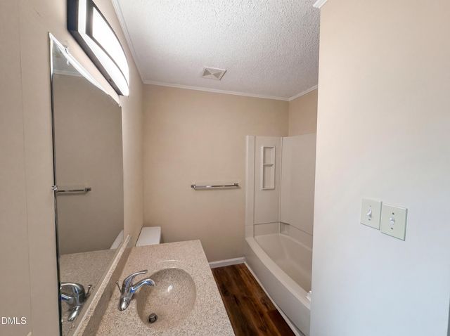 104 Arbuckle Lane, Cary, NC 27511