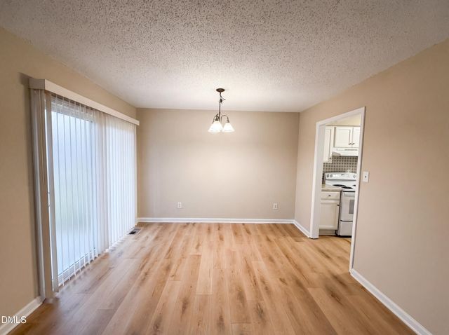 104 Arbuckle Lane, Cary, NC 27511