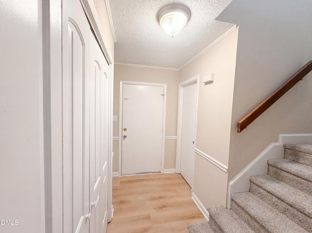 104 Arbuckle Lane, Cary, NC 27511