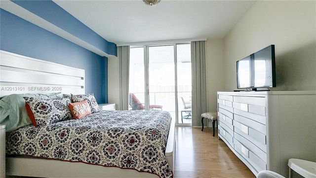 18100 N Bay Rd 1106, Sunny Isles Beach, FL 33160
