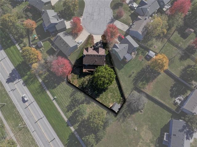 980 W Elizabeth Street, Olathe, KS 66061