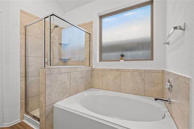 736 Scenic Lake Drive, La Marque, TX 77568