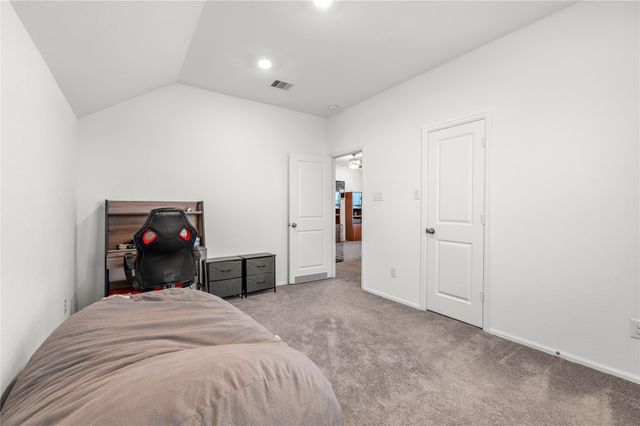 736 Scenic Lake Drive, La Marque, TX 77568