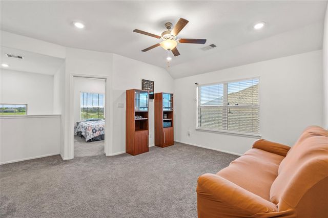 736 Scenic Lake Drive, La Marque, TX 77568