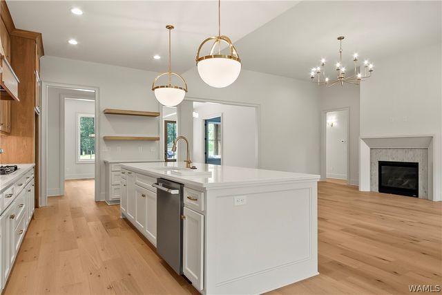 14809 Highpoint, Northport, AL 35475