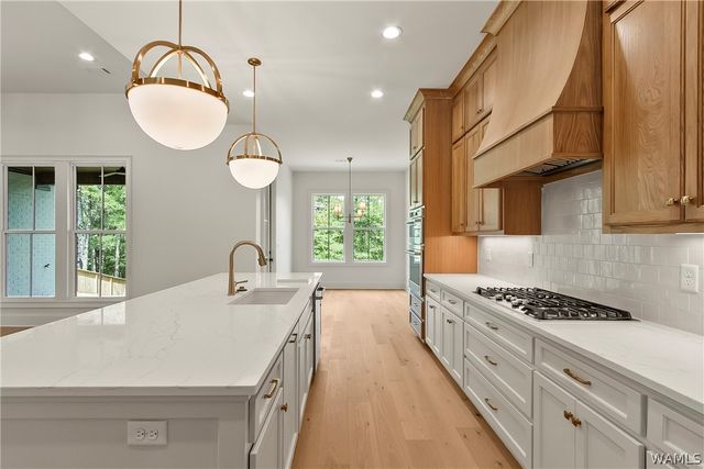 14809 Highpoint, Northport, AL 35475
