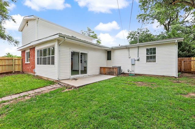 545 S Queen, Maize, KS 67101