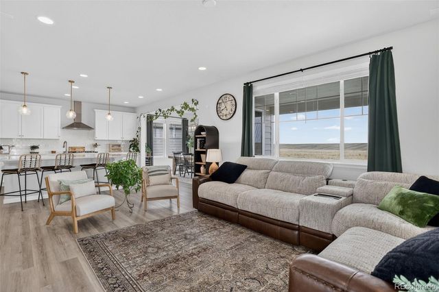 166 S Waterloo Street, Aurora, CO 80018