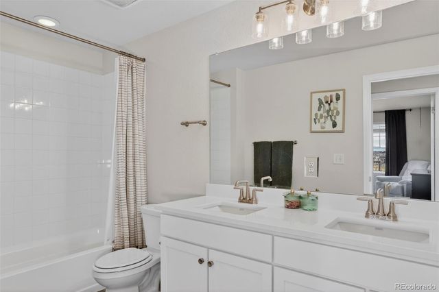 166 S Waterloo Street, Aurora, CO 80018