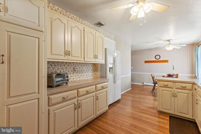 112 KENMAR DR, Palmyra, PA 17078