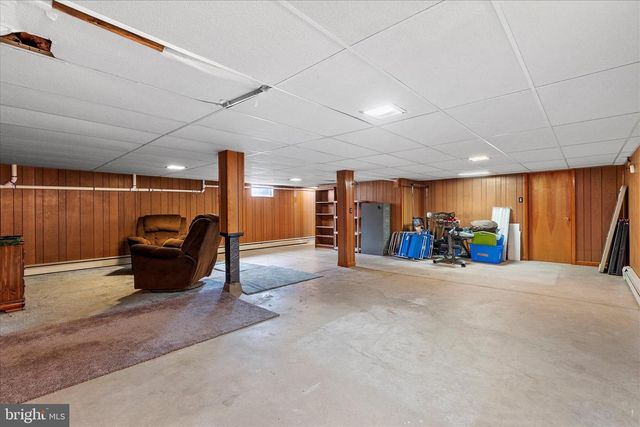 112 KENMAR DR, Palmyra, PA 17078