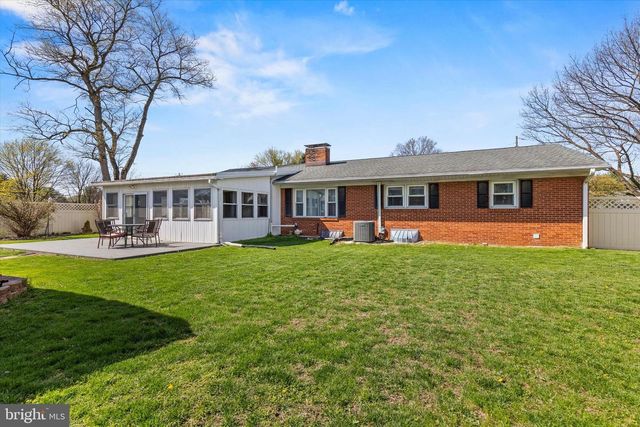 112 KENMAR DR, Palmyra, PA 17078