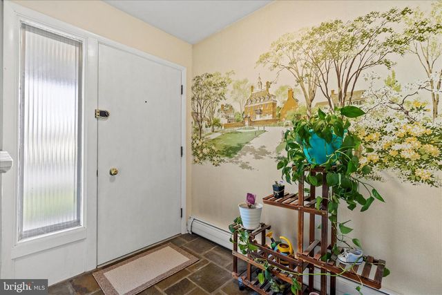 112 KENMAR DR, Palmyra, PA 17078