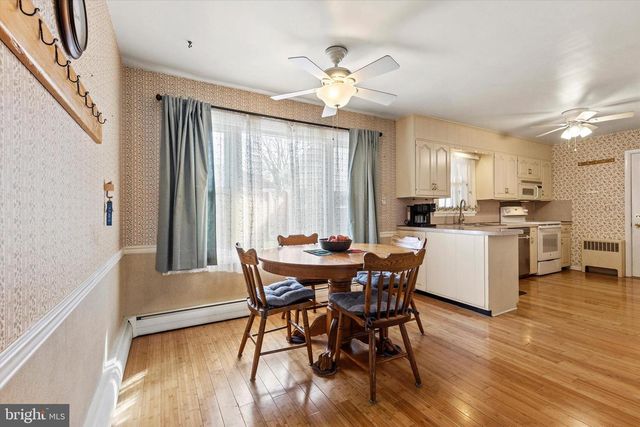 112 KENMAR DR, Palmyra, PA 17078