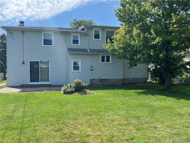 219 Sagewood, Amherst, NY 14221