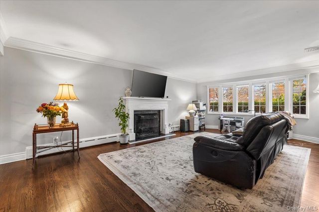 277 W Neck Road, Huntington, NY 11743