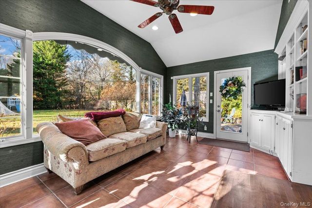 277 W Neck Road, Huntington, NY 11743