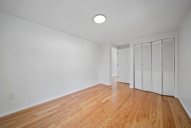 74 Riverside Drive, Fremont, NH 03044