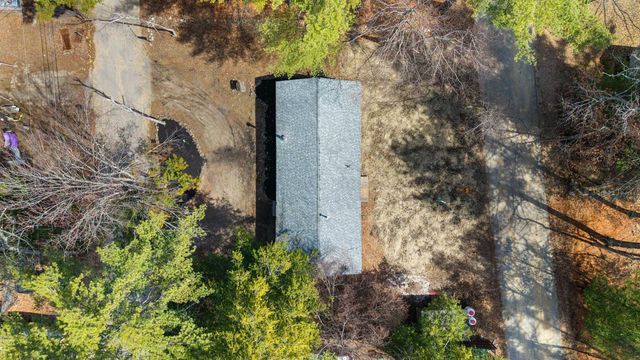 74 Riverside Drive, Fremont, NH 03044