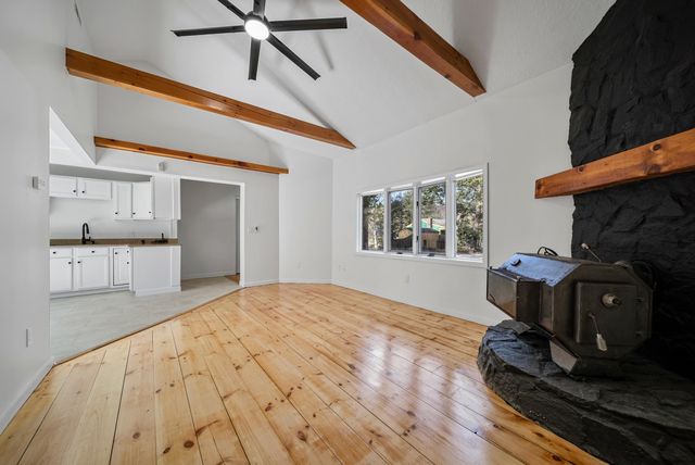 74 Riverside Drive, Fremont, NH 03044