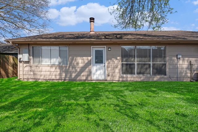 1826 Pilgrims Point Drive, Friendswood, TX 77546