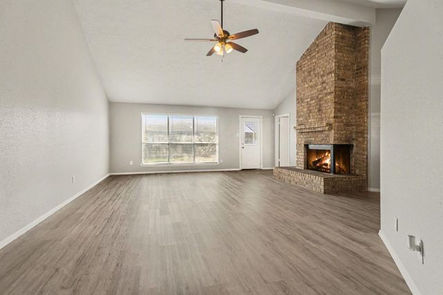 1826 Pilgrims Point Drive, Friendswood, TX 77546