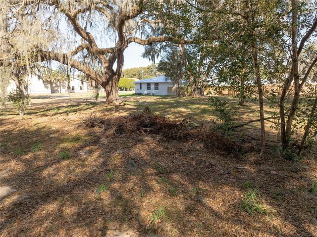 100 S OLD WIRE ROAD, Wildwood, FL 34785