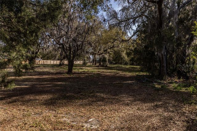 100 S OLD WIRE ROAD, Wildwood, FL 34785