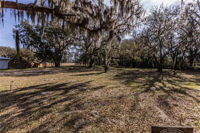 100 S OLD WIRE ROAD, Wildwood, FL 34785