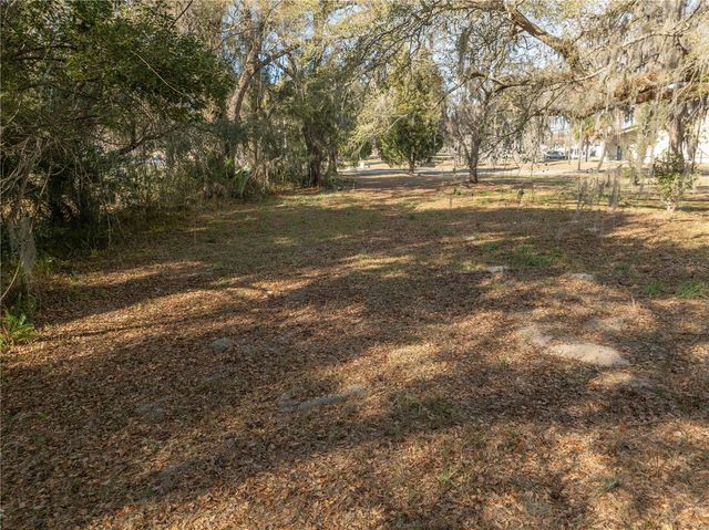 100 S OLD WIRE ROAD, Wildwood, FL 34785